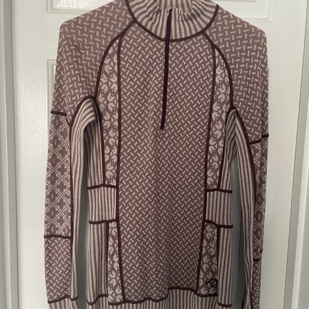 Kari Traa Mauve and Beige Patterned Zip-Neck Sweater